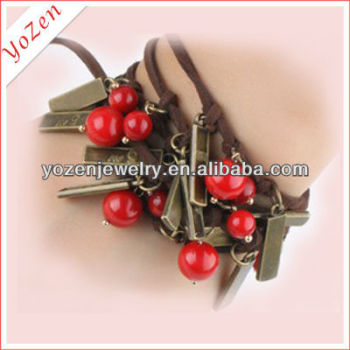 Red coral and Korea velvet bead bracelet