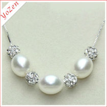 Nature white freshwater pearl necklace 2013