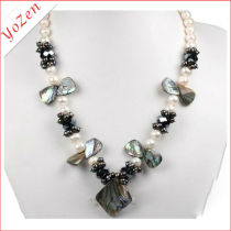 Faceted crystal and potato freshwater pearl necklace set