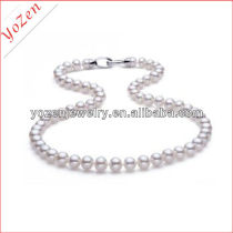 White near round Freshwater Pearl Beads Necklace