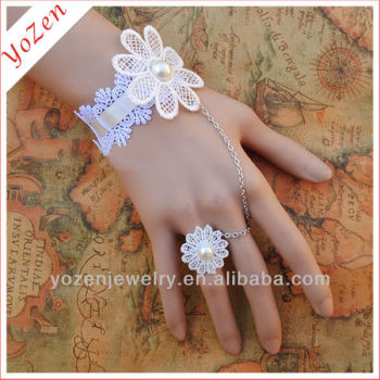 2013 lastest design lace freshwater pearl charming bracelet