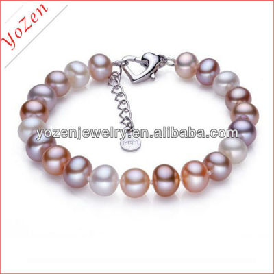 Lovely white freshwater pearl bead bracelet