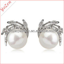 Beautiful white button freshwater pearl earring