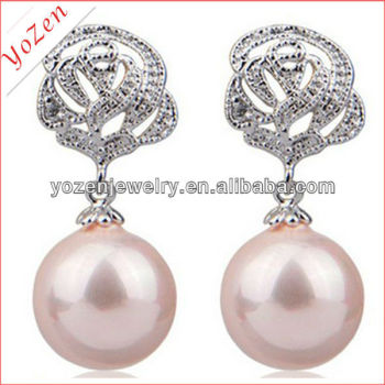 Beautiful pink or white near round freshwater pearl earring