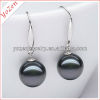 Drying black color round freshwater pearl earring