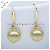 Drying gold color round freshwater pearl earring