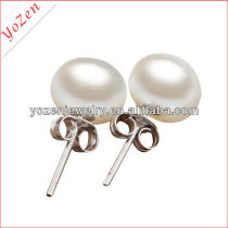 white oblate shape freshwater pearl stud earring