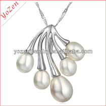 Charming claw freshwater pearl pendant jewelry