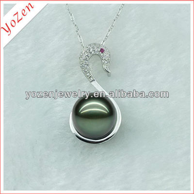 Luxury shining black semi-round sea pearl pendant designs