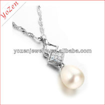 Charming Nature white freshwater pearl pendant lighting