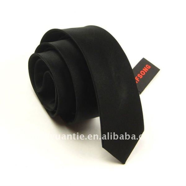normale schwarze Uniformriegel