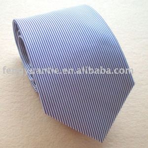 сплетенные шелковый галстук