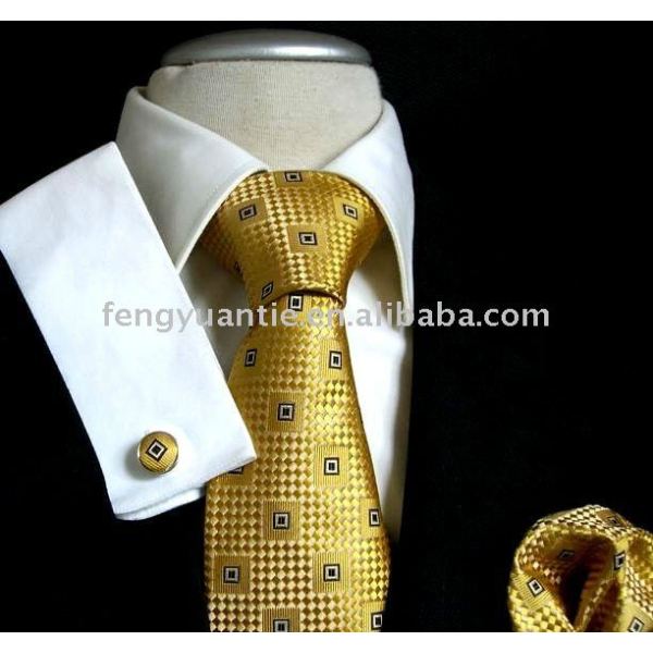 corbata de seda tejida