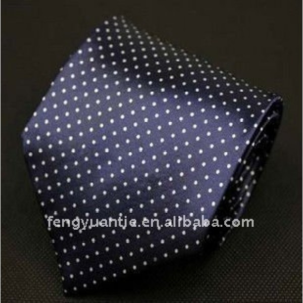 Corbata de seda, corbata
