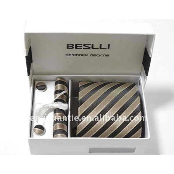 corbata de seda conjunto