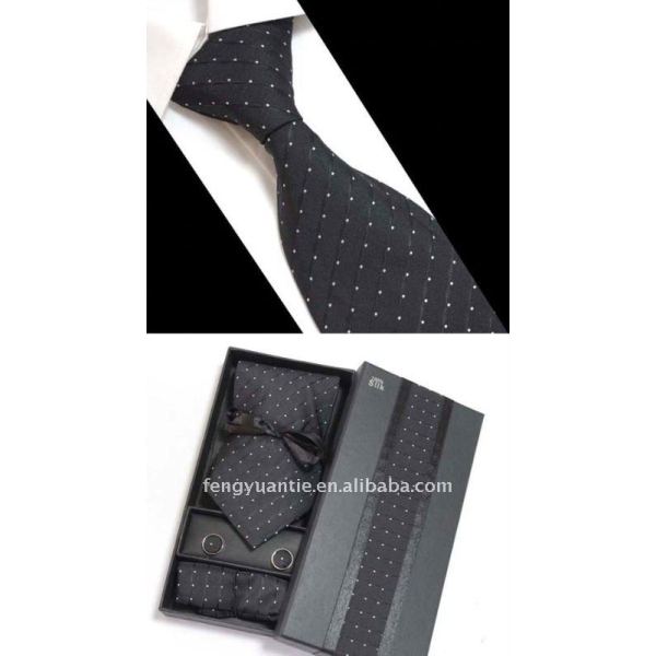corbata de seda conjunto