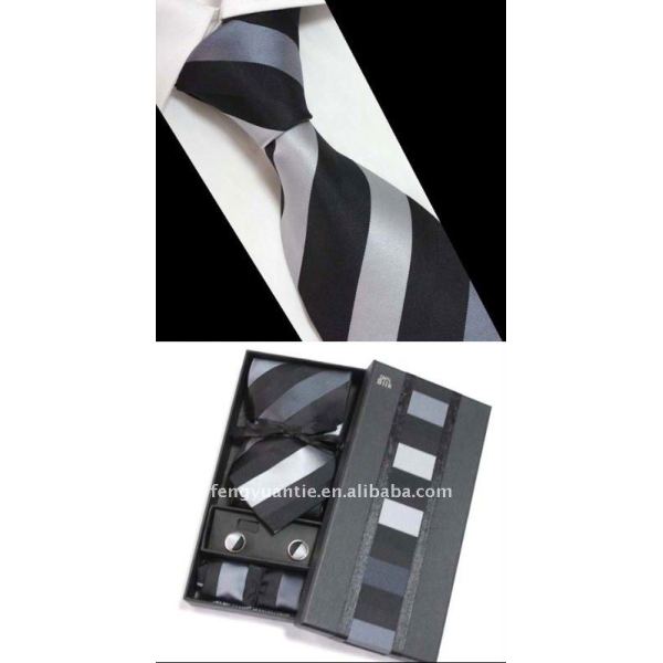 corbata de seda conjunto