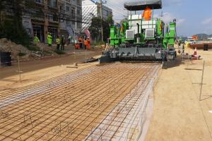 CP8000 Slip-form Concrete Paver performed well in plateau