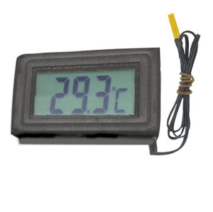 嵌入式面板安装温度计片状温度传感器内置电池或外接直流电源