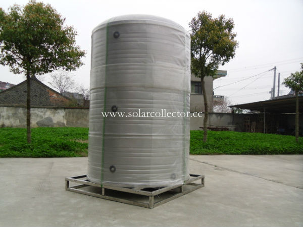 Large solar water tank for solar hot water project