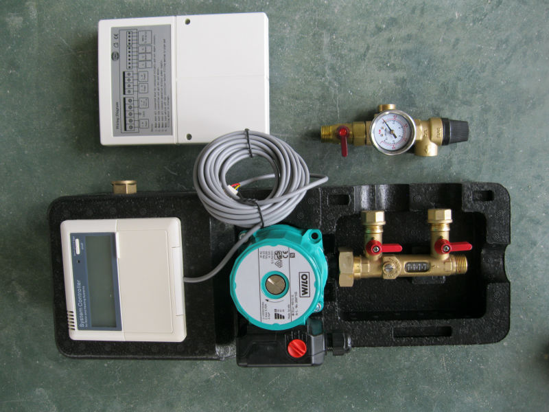 split pressurized solar pump workstation