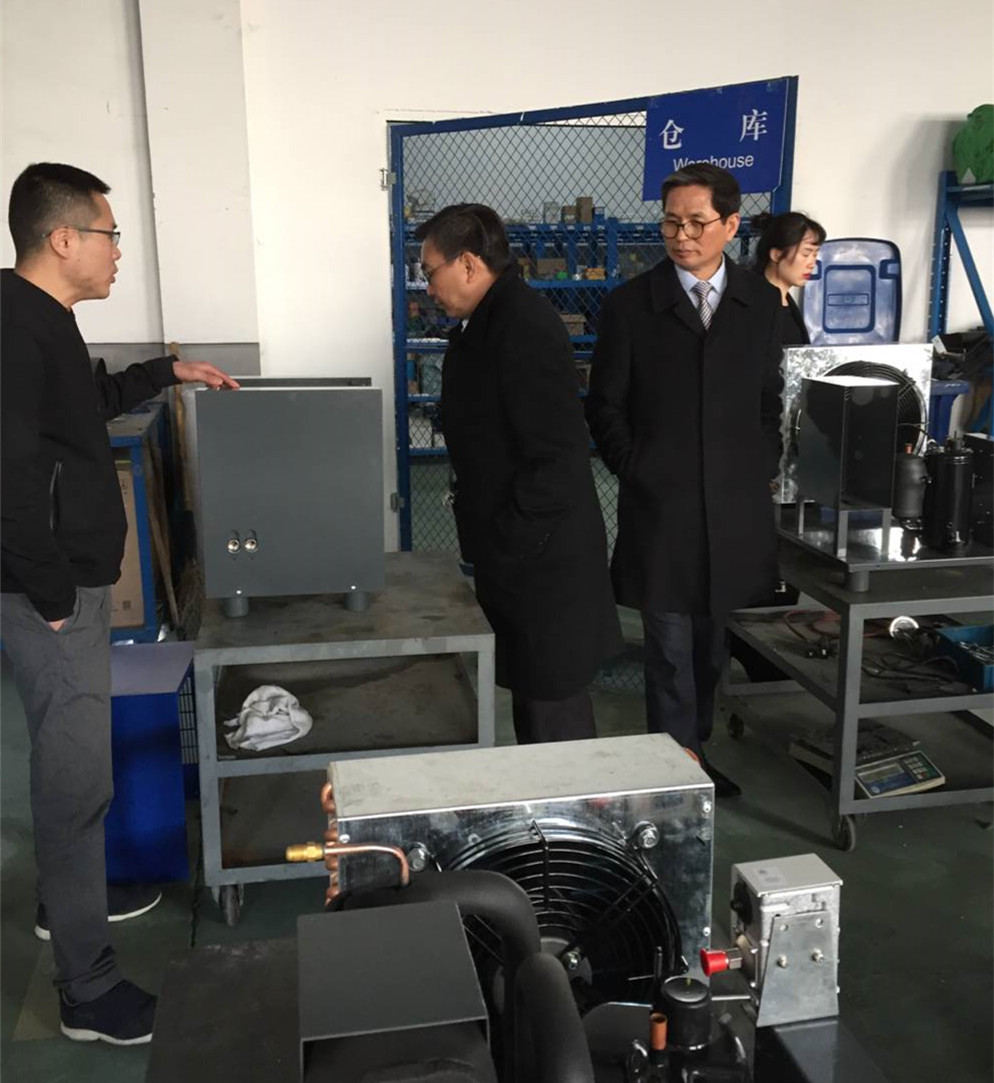 Oversea customers  visited our refrigerated compressed air dryer factory