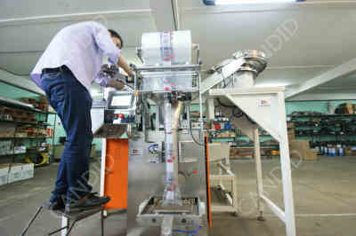 Candid full automatic Nail Packing Machine