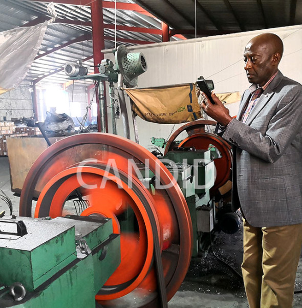 Welcome Uganda customer visit us for roofing nail and common nail making machine