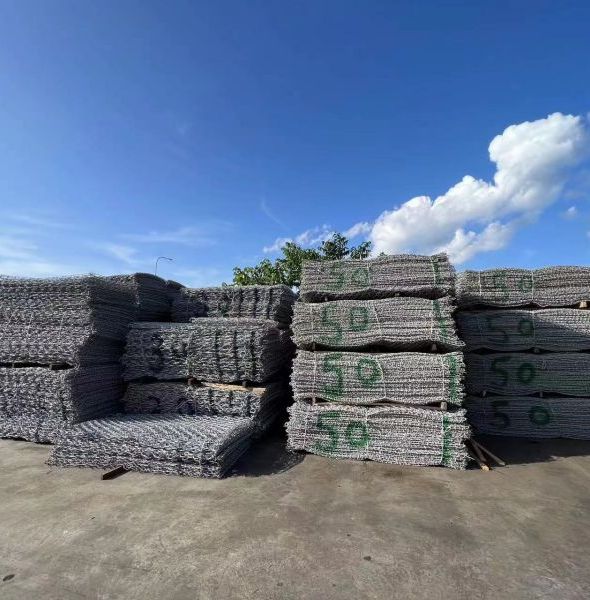 What are the typical uses of gabion mesh?
