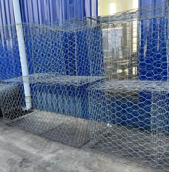 How much does a gabion box weight?