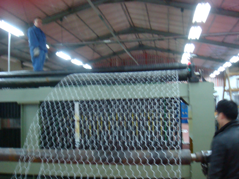 Producing gabion mesh
