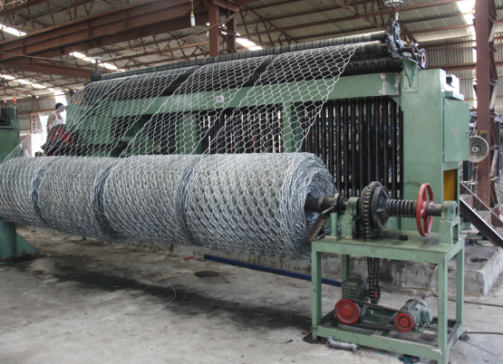Heavy-duty gabion machine in client’s factory