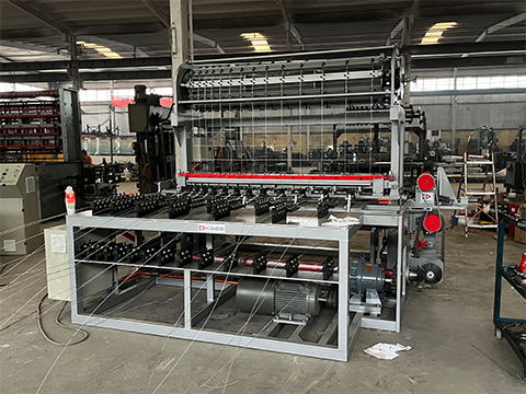 Revolutionize Your Fencing Production with Our Advanced Grassland Netting Machine!