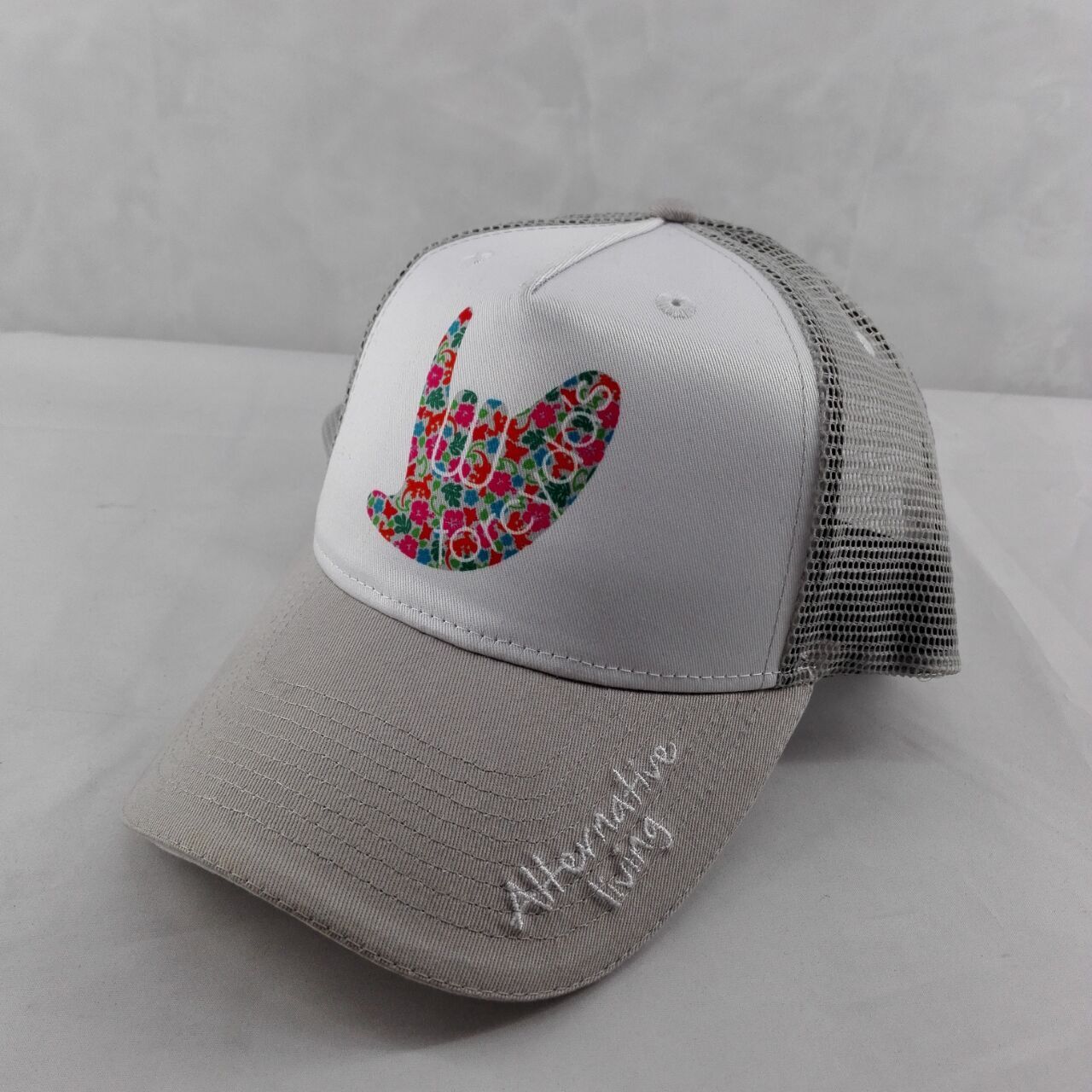 design a hat no minimum