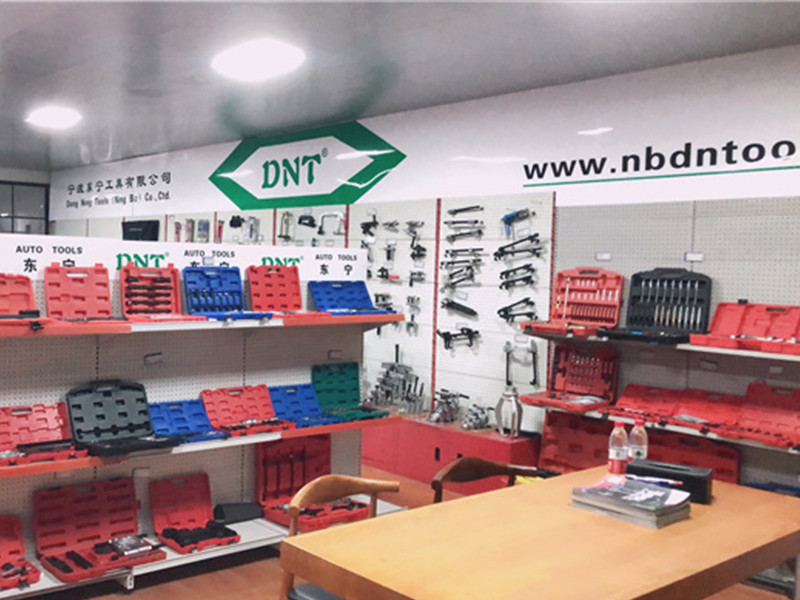 DNT Tools factory showroom with full range of bearing puller tools and OEM manufacturing capability