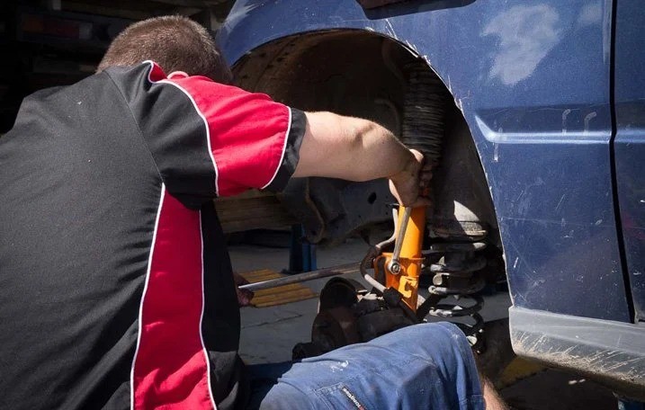 What Special Tools Are Available For Suspension Repair