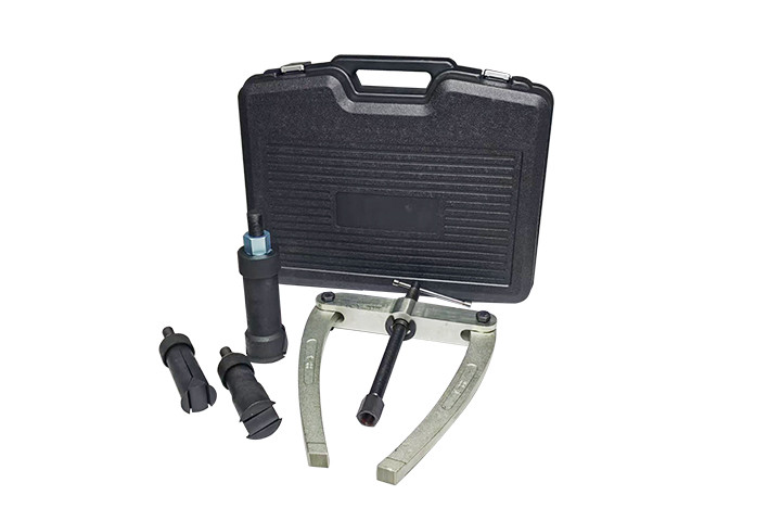 Internal bearing puller route visual