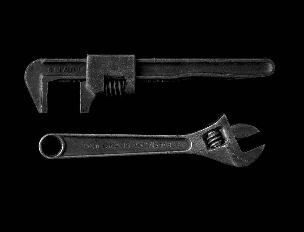 Mechanical tools prepared for puller measurement