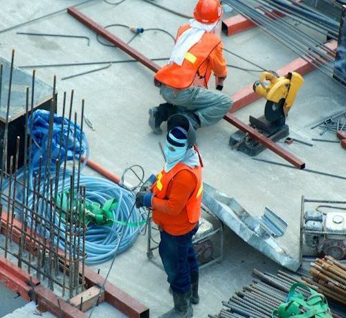 Stable heavy-duty work environment for controlled tooling