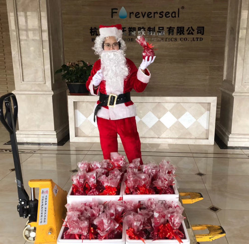 Company Spreads Holiday Cheer with Christmas Apples for Employees