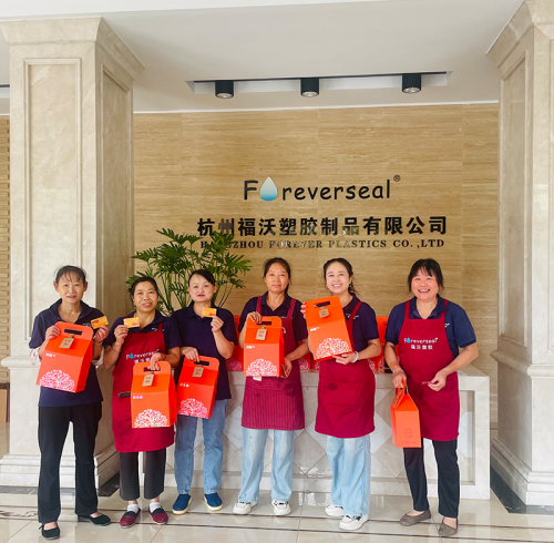 Foreverseal® Celebrates Mid-Autumn Festival with Gifts for Our Team