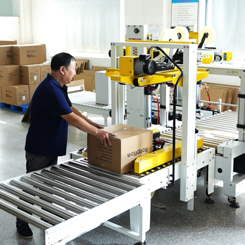 Foreverseal® Adds a New Automatic Carton Strapping Machine