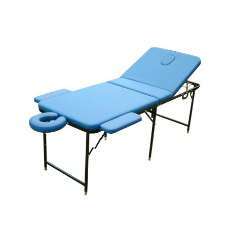 T009     Metal portable massage table