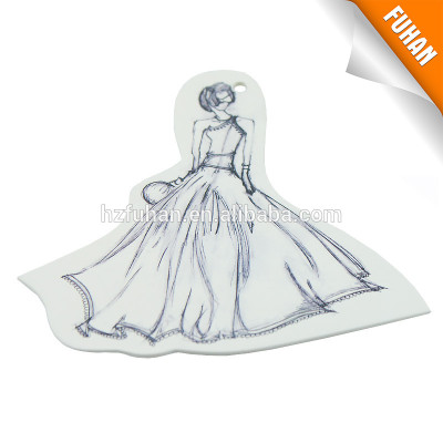 Wholesale customized fashion embossed paper hang tags