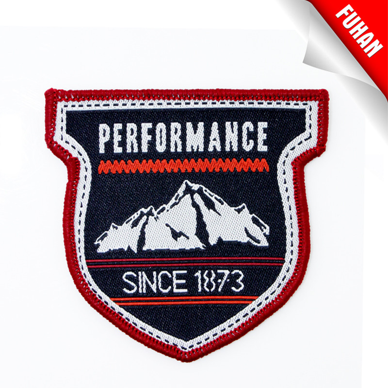factory costomized merrow border emblem embroidery patch woven patch