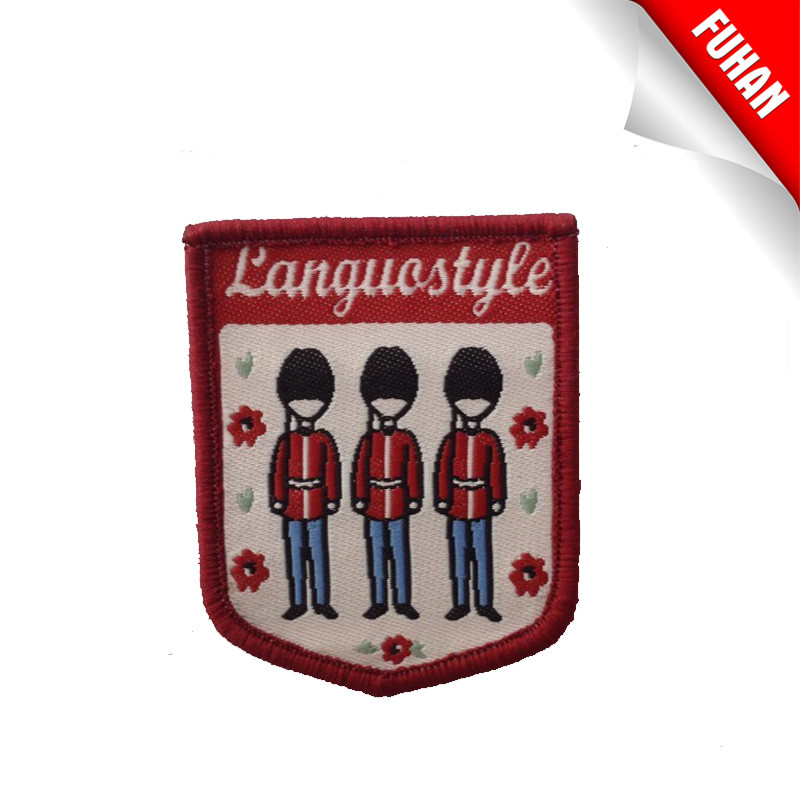 Shoulder woven patch & label in apparel with overlodk border