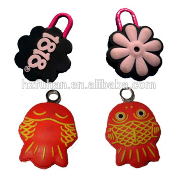 2014 Hot sale special design zipper puller with cartoon picture for garment