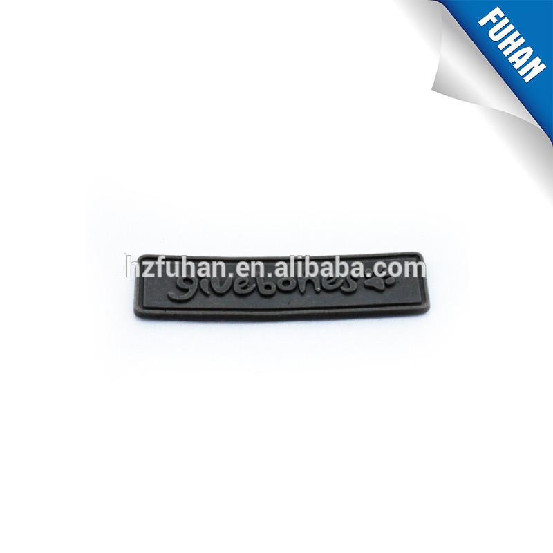 High quality customized fashional silicon logo labels design