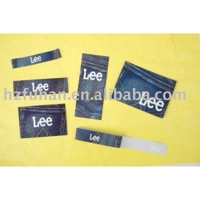 Woven main labels for jeans