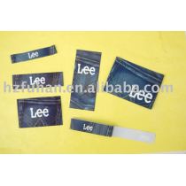 Woven main labels for jeans